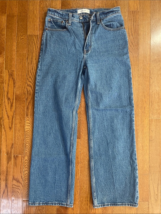 Abercrombie & Fitch Denim - Abercrombie & Fitch Medium Blue High-Rise Straight Jeans